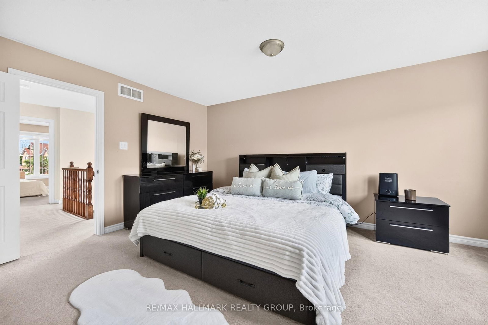 599 Malkowski Street • Ottawa, ON photo 15