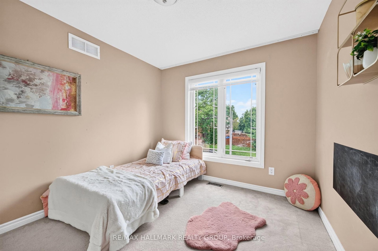 599 Malkowski Street • Ottawa, ON photo 21