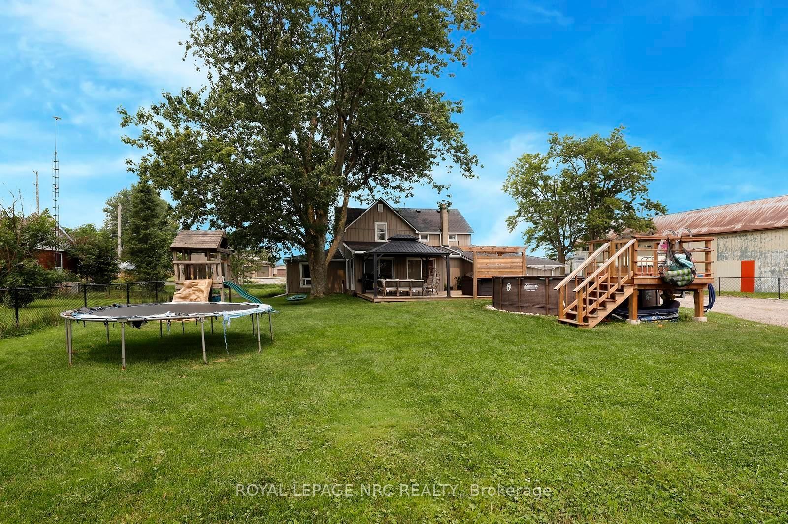 8190 Mud Street • Grimsby, ON photo 39