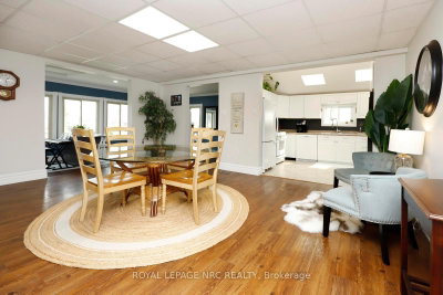 8190 Mud Street • Grimsby, ON photo 9