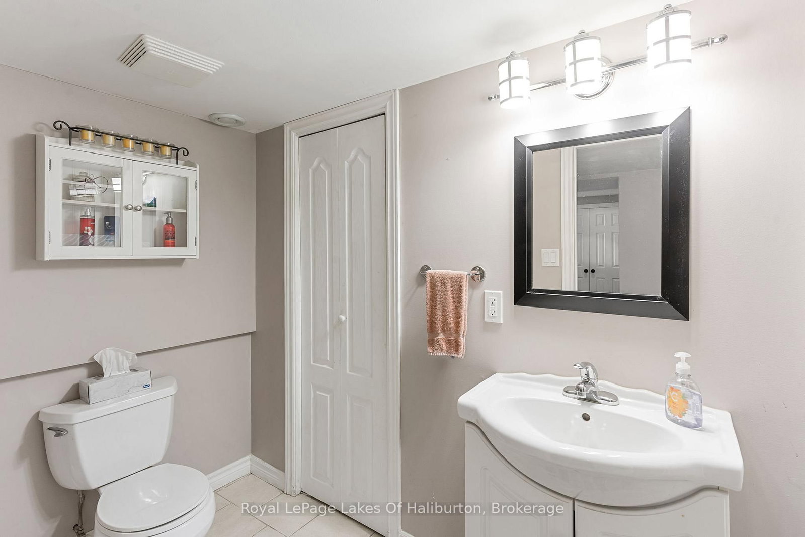 1096 Chelsea Lane • Algonquin Highlands, ON photo 32