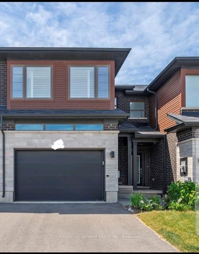home for lease on 79 GREENWICH Avenue