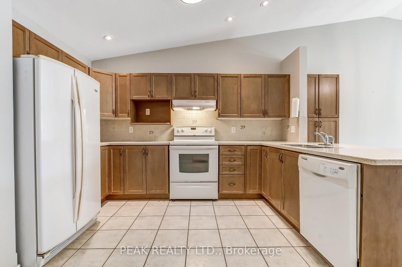 19 Hanlon Pl photo 5