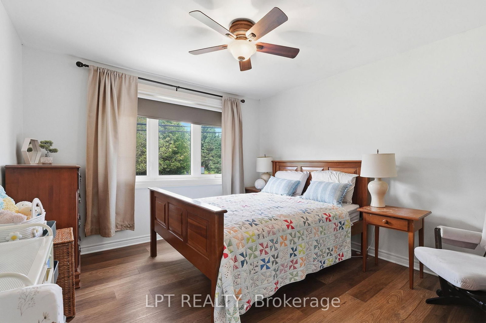 1467 Meadow Road N • Ottawa, ON photo 17