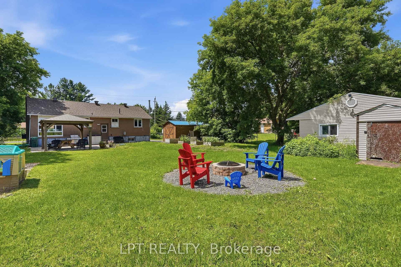 1467 Meadow Road N • Ottawa, ON photo 27