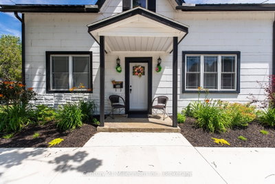544 Louisa Street • West Grey, ON photo 4