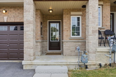 415 East 16th Street — photo 3