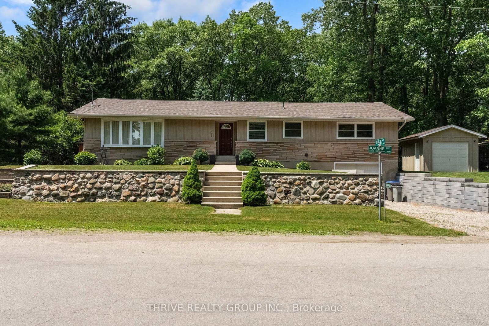9650 Joanne Avenue, Lambton Shores — photo 3