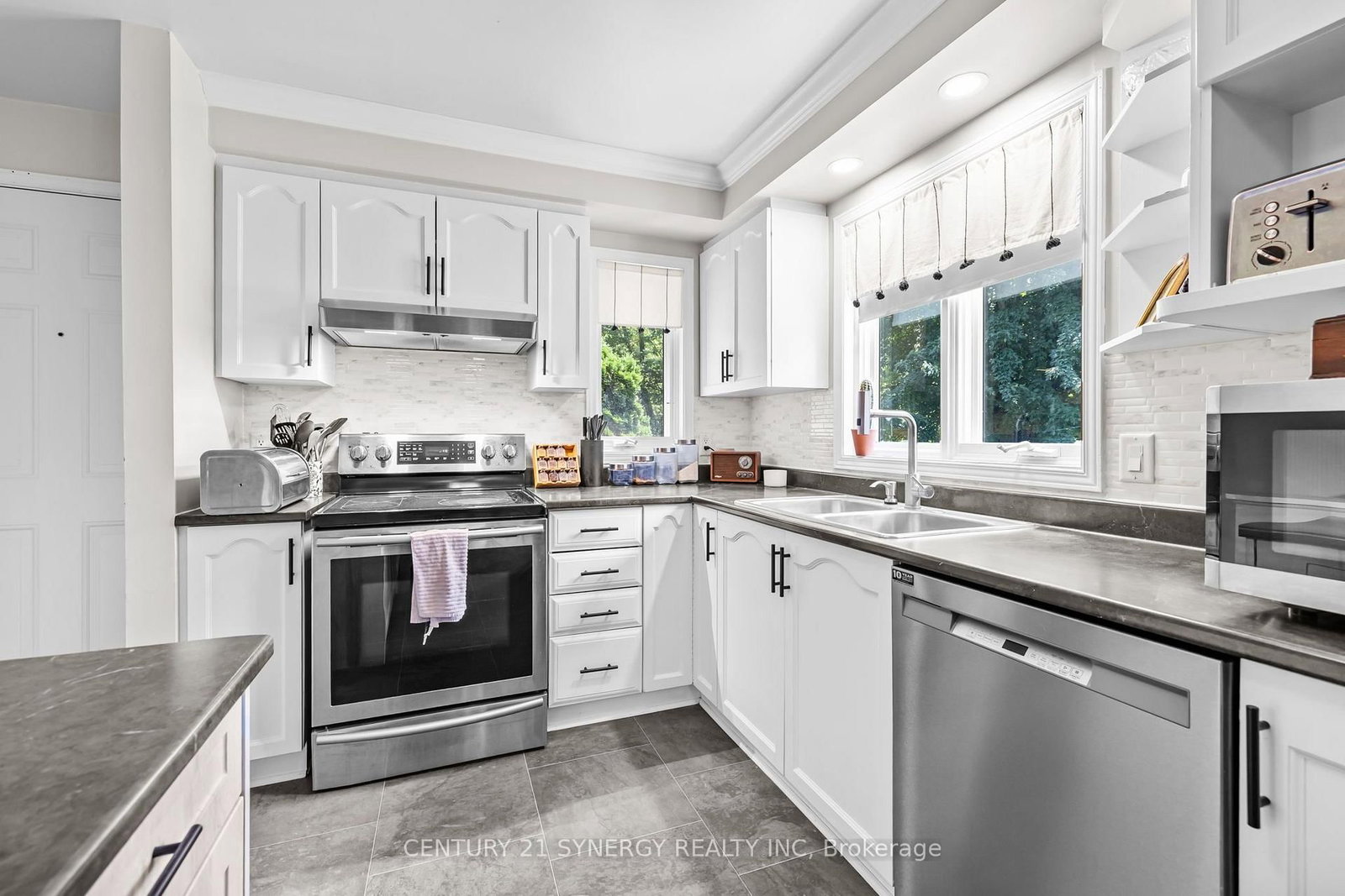 2282 Roxborough Kenyon Boundary Road • North Stormont, ON photo 14