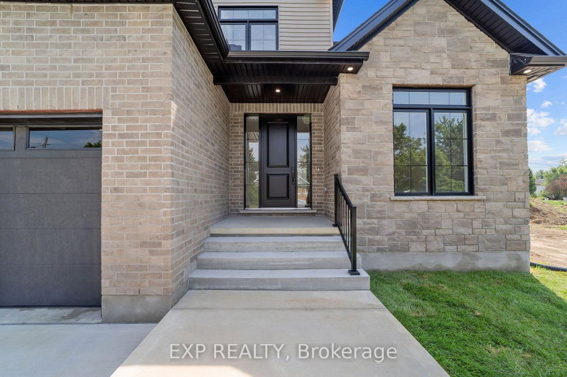253 John Street