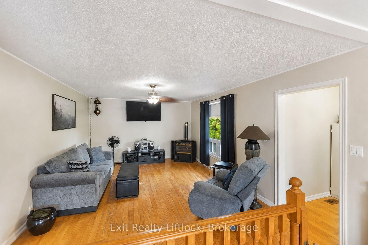 2 Edgewood Avenue • Douro-Dummer, ON photo 10
