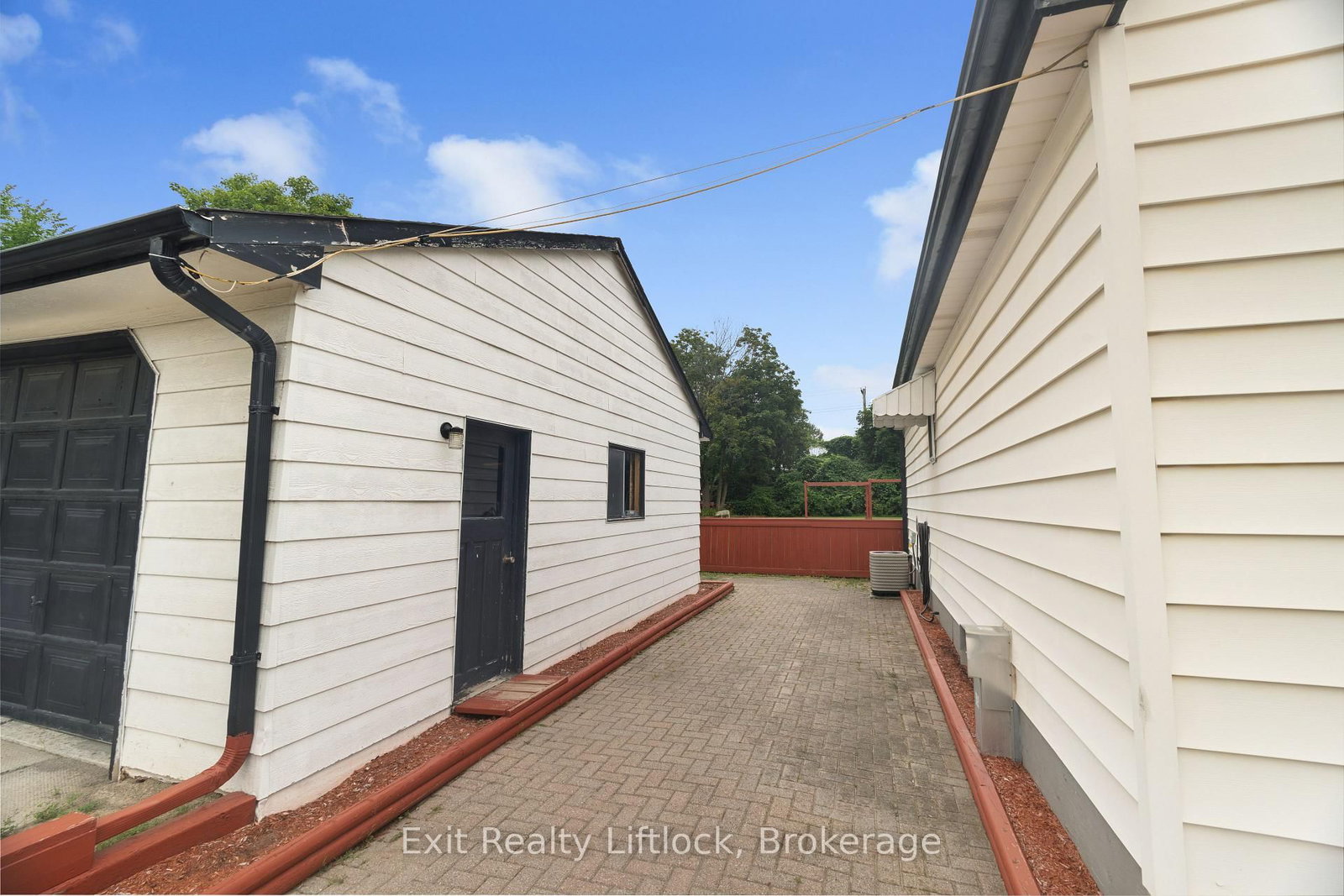 2 Edgewood Avenue • Douro-Dummer, ON photo 33
