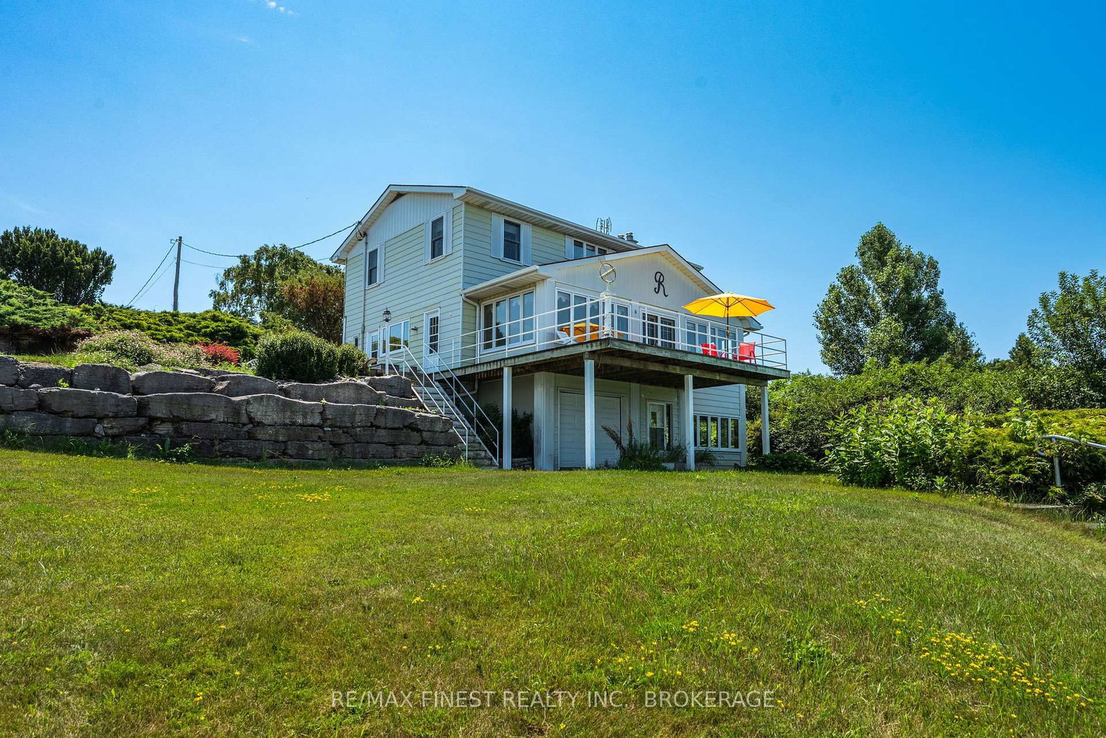 396 HIGHWAY 96 • Wolfe Island, ON photo 33