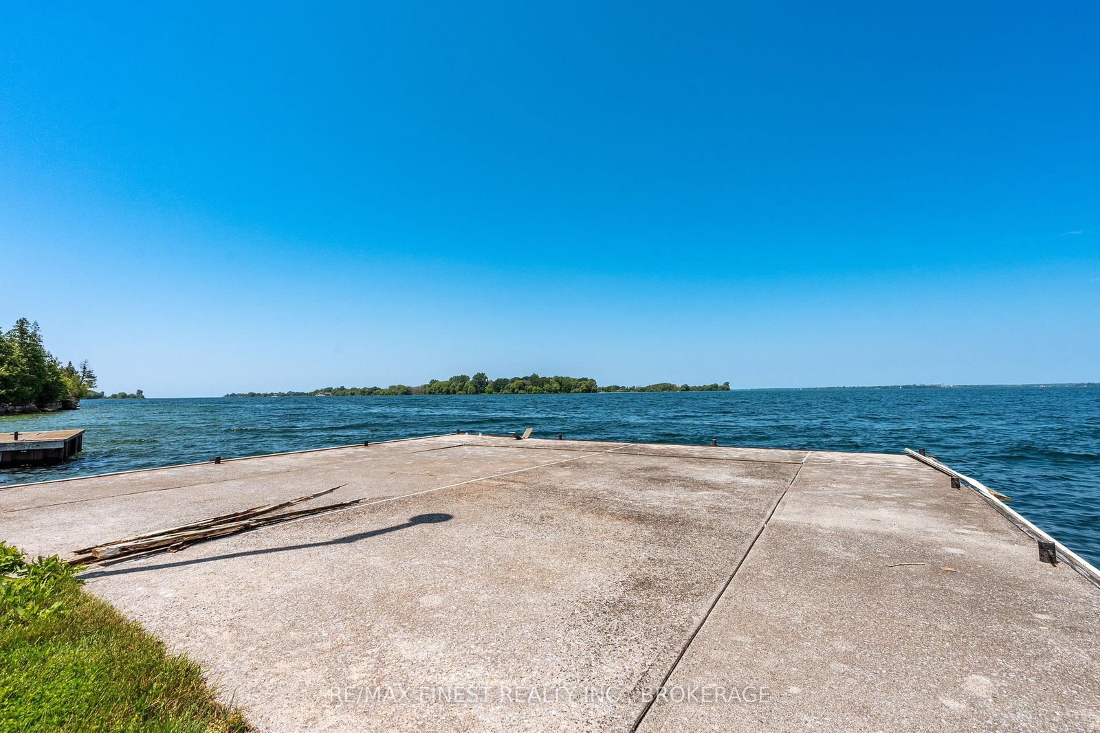 396 HIGHWAY 96 • Wolfe Island, ON photo 36