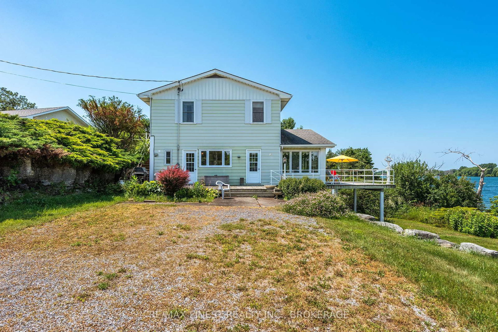 396 HIGHWAY 96 • Wolfe Island, ON photo 39