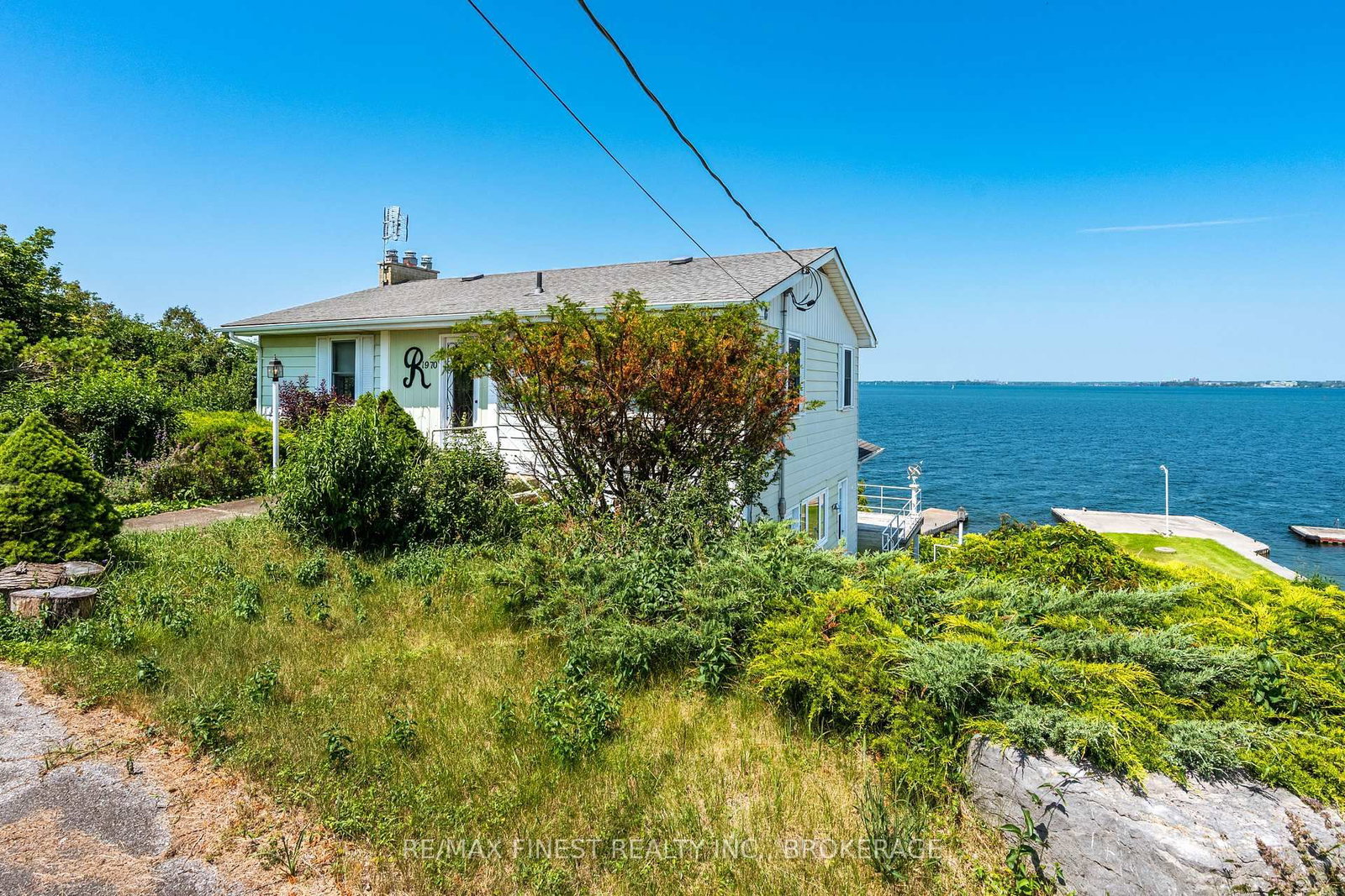 396 HIGHWAY 96 • Wolfe Island, ON photo 43