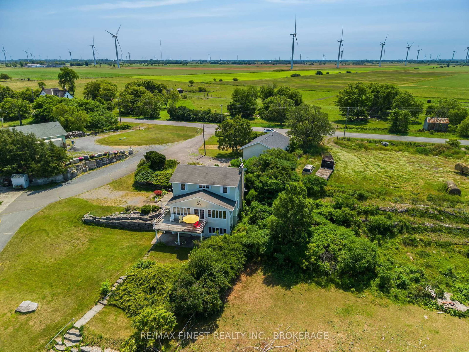 396 HIGHWAY 96 • Wolfe Island, ON photo 45