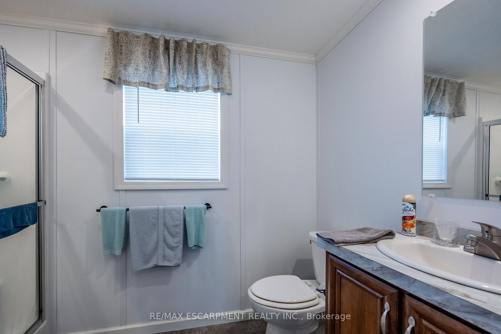 11 Hickory Hollow • Haldimand, ON photo 24