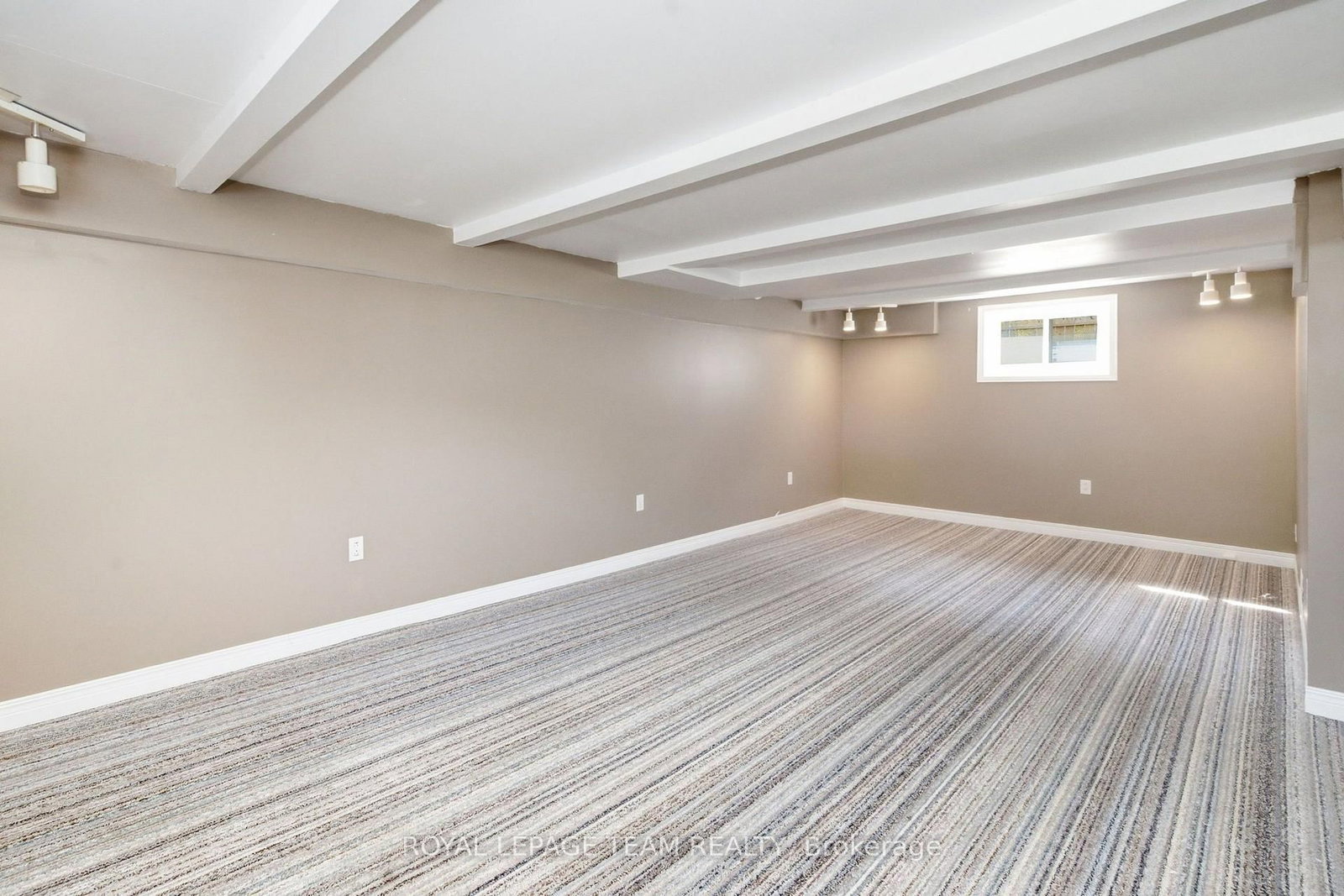 218 Rideau Street • North Grenville, ON photo 37