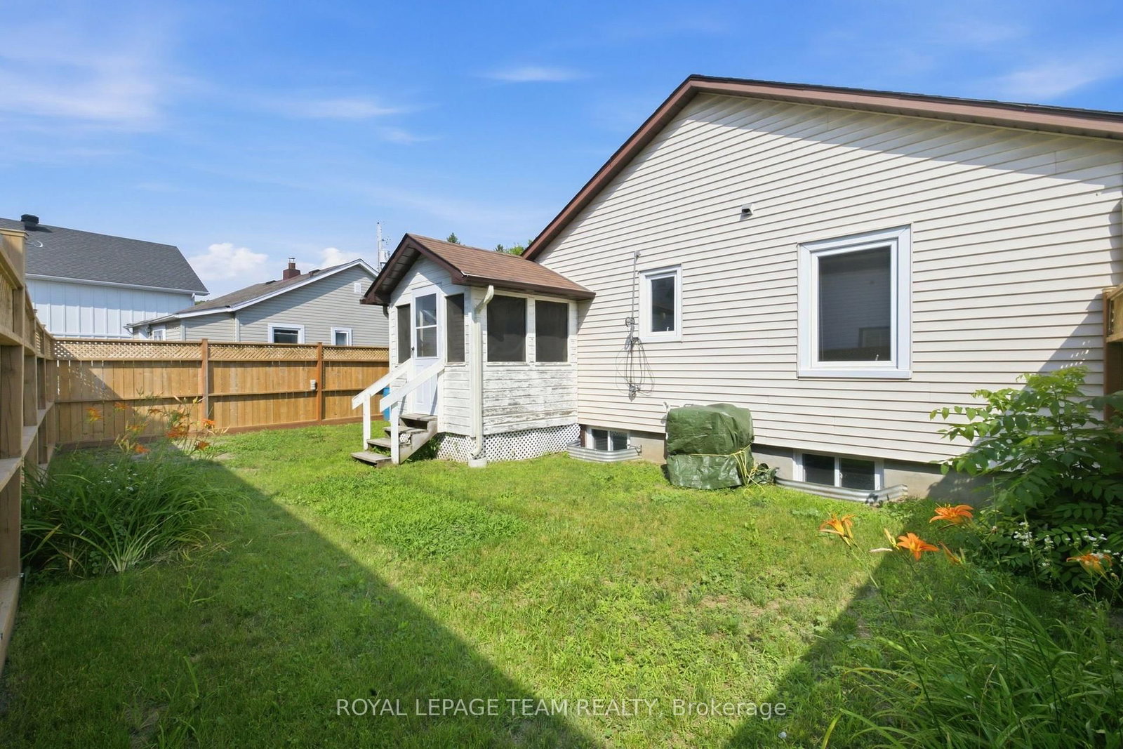 218 Rideau Street • North Grenville, ON photo 47
