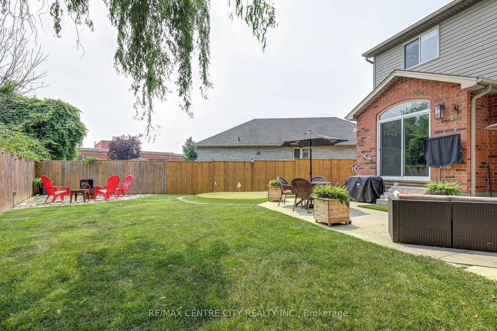 15 Schreyer Drive • St. Thomas, ON photo 39