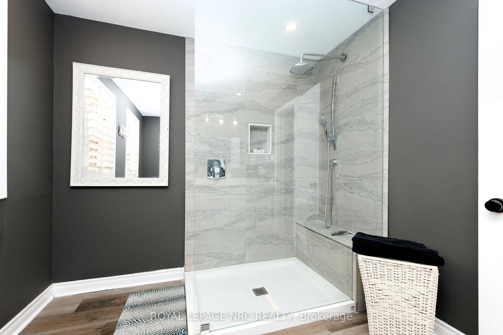 3 Greenvale Court • Pelham, ON photo 43