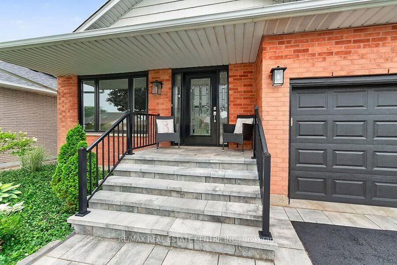 30 Carriagegate Drive