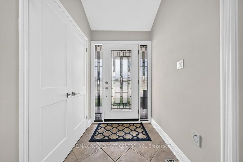 30 Carriagegate Drive
