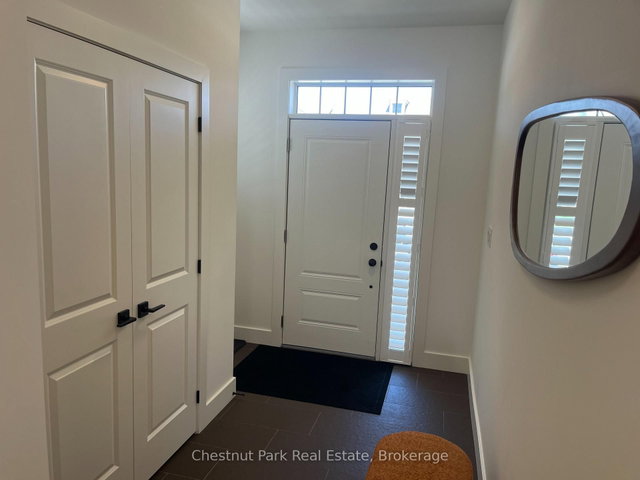 137 White Oak Crescent