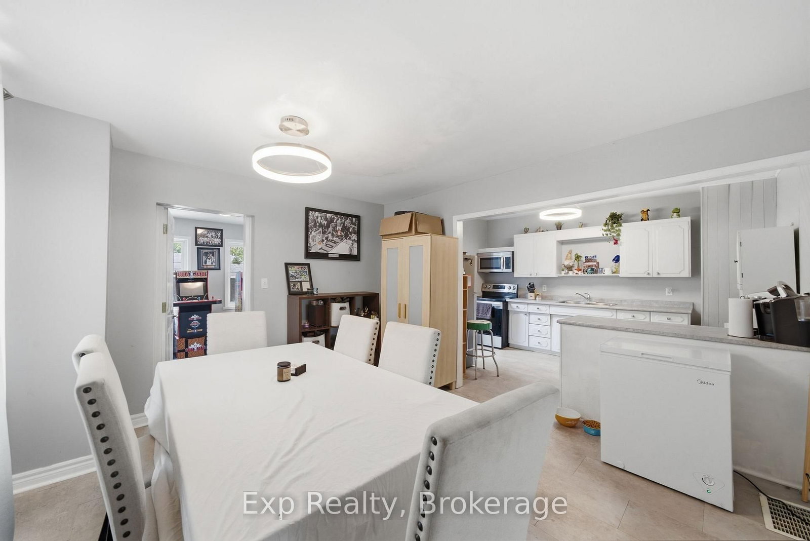 18 Charlotte Street • Belleville, ON photo 10