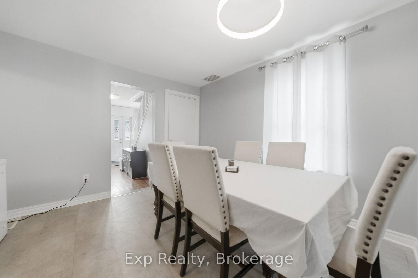 18 Charlotte Street • Belleville, ON photo 11