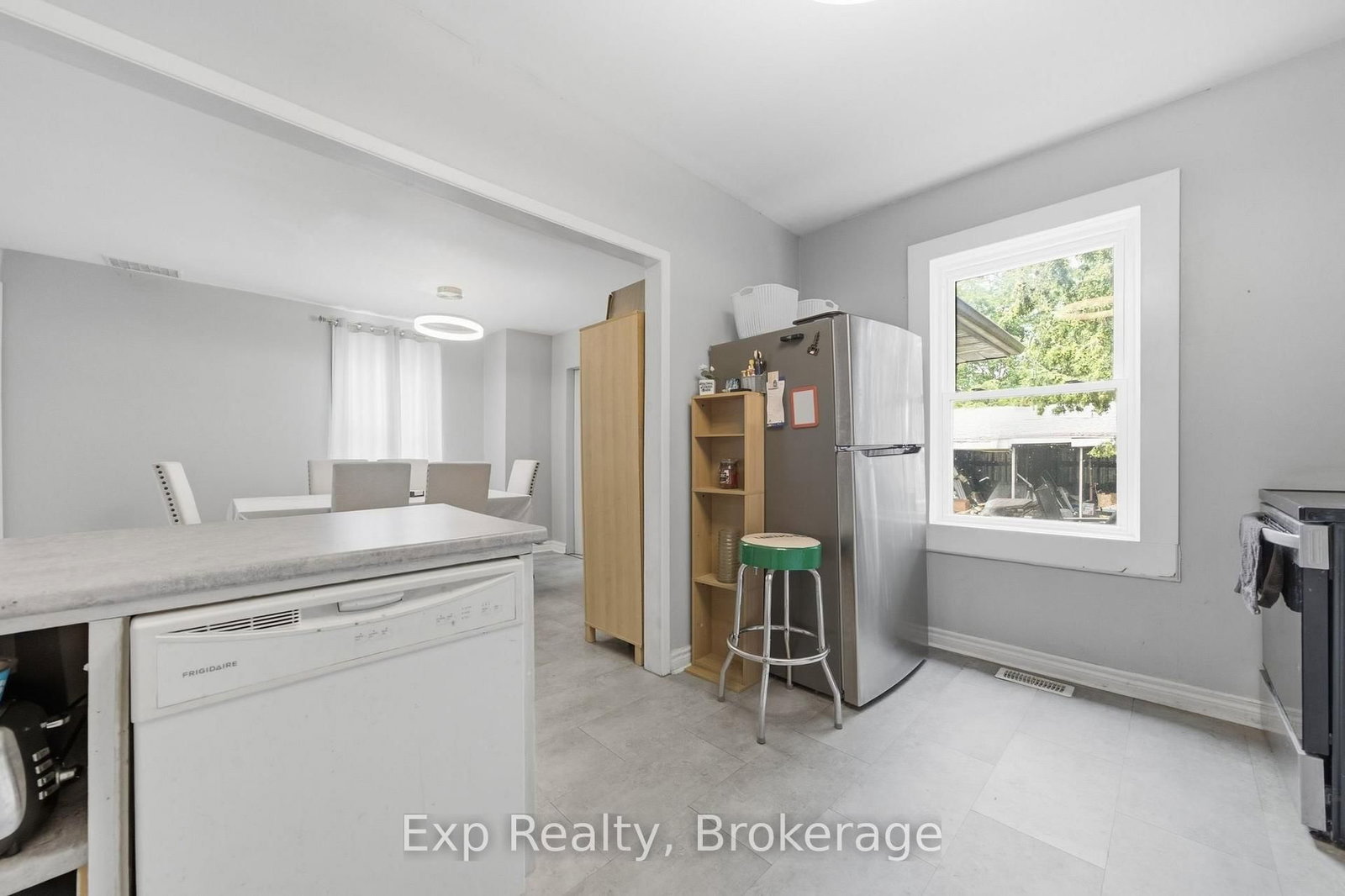 18 Charlotte Street • Belleville, ON photo 16