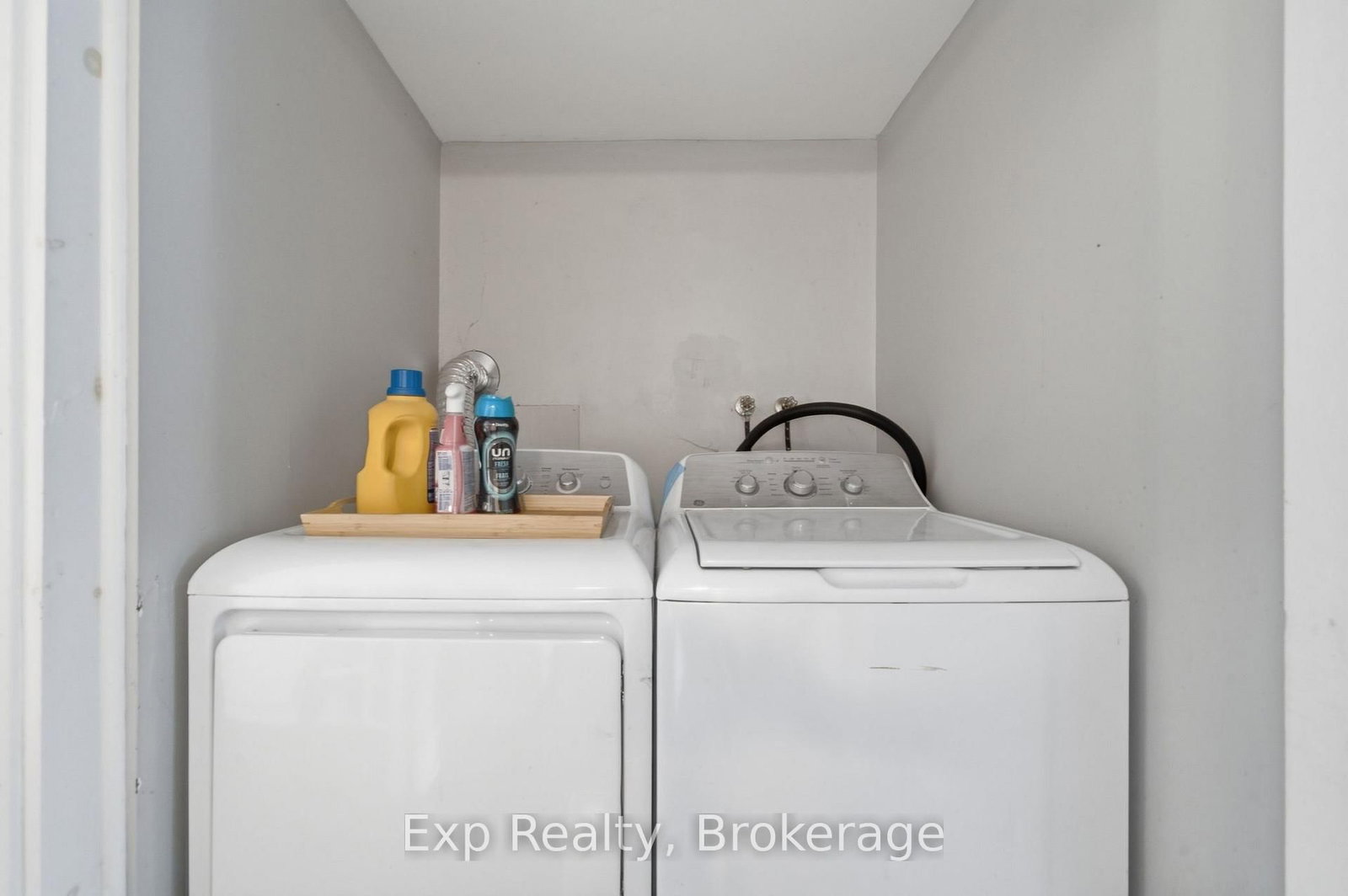 18 Charlotte Street • Belleville, ON photo 17