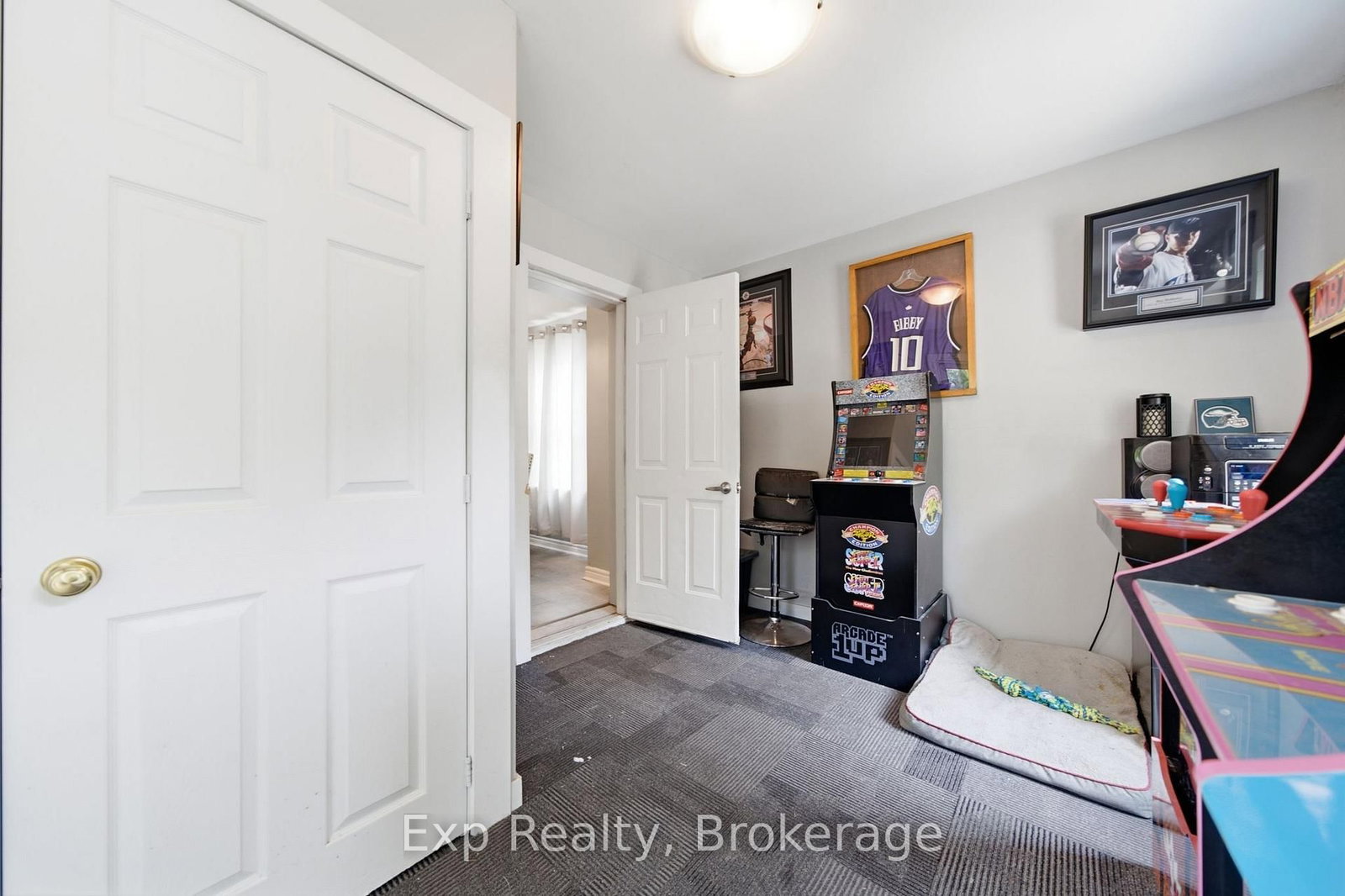 18 Charlotte Street • Belleville, ON photo 26