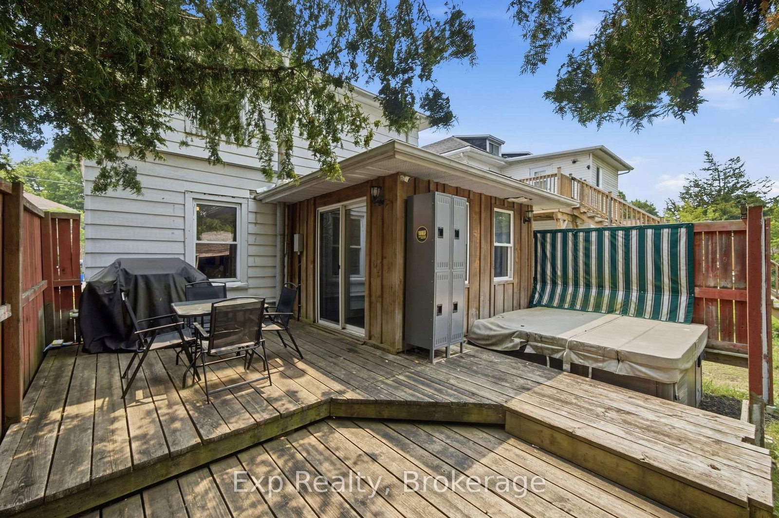 18 Charlotte Street • Belleville, ON photo 27
