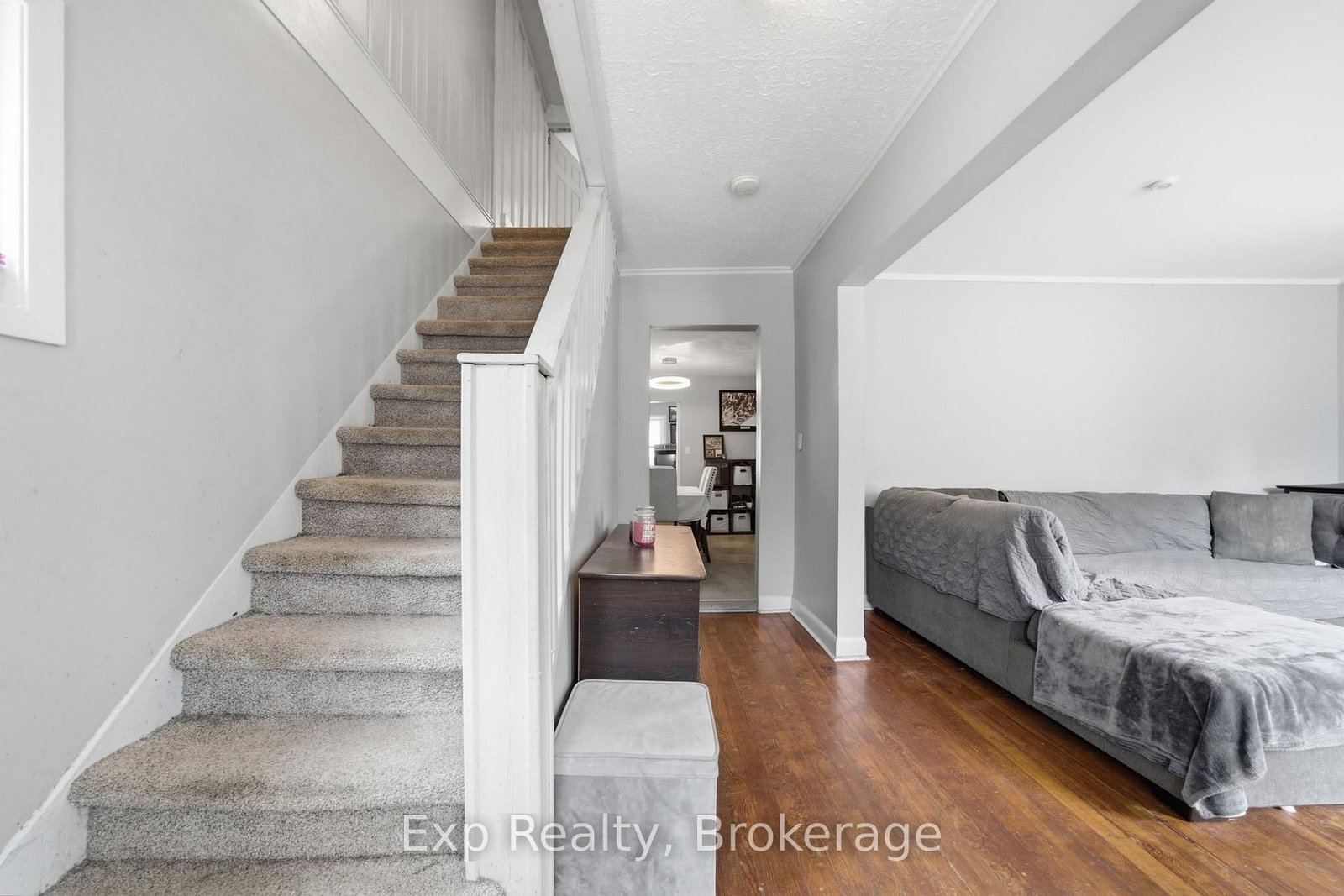 18 Charlotte Street • Belleville, ON photo 5