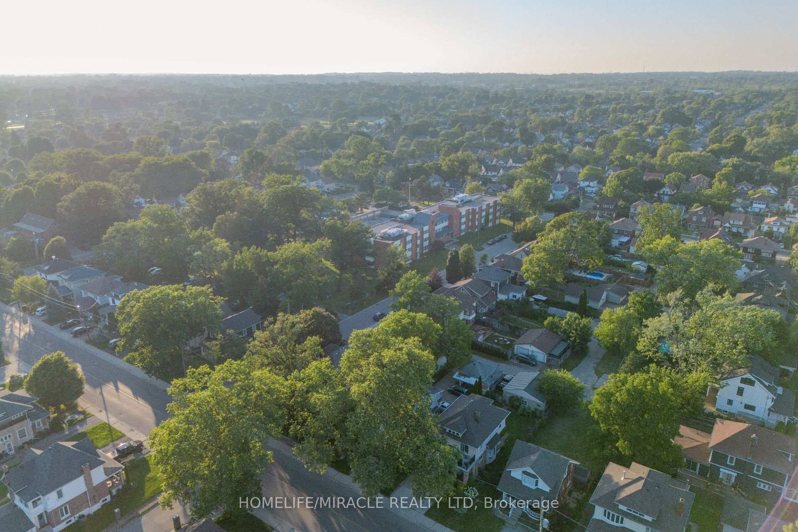 5214 Third Avenue • Niagara Falls, ON photo 12
