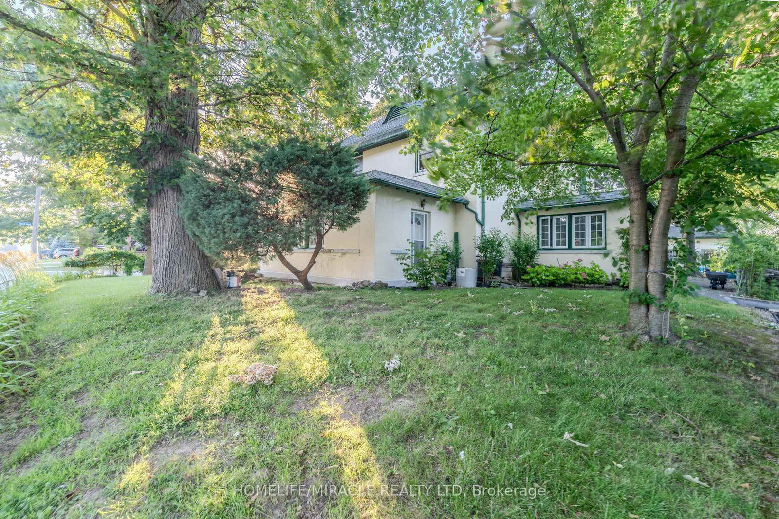 5214 Third Avenue • Niagara Falls, ON photo 8
