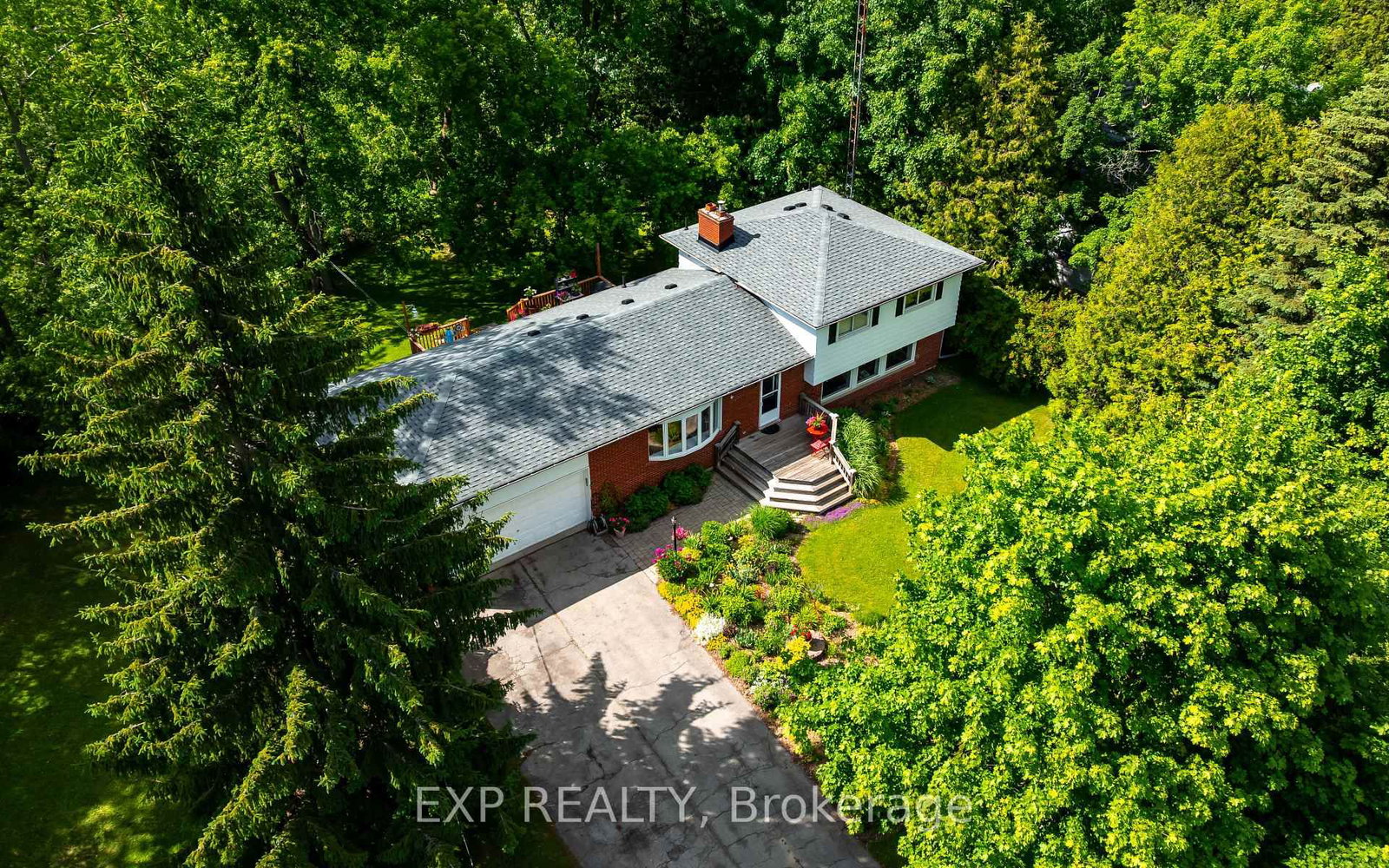9410 Wellington Rd 42 • Erin, ON photo 2