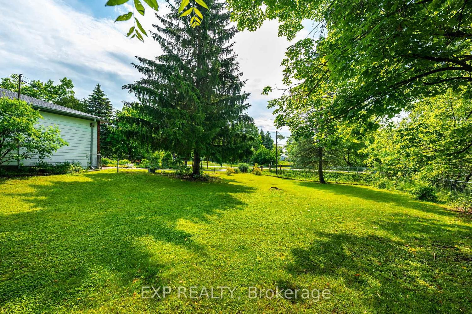 9410 Wellington Rd 42 • Erin, ON photo 32