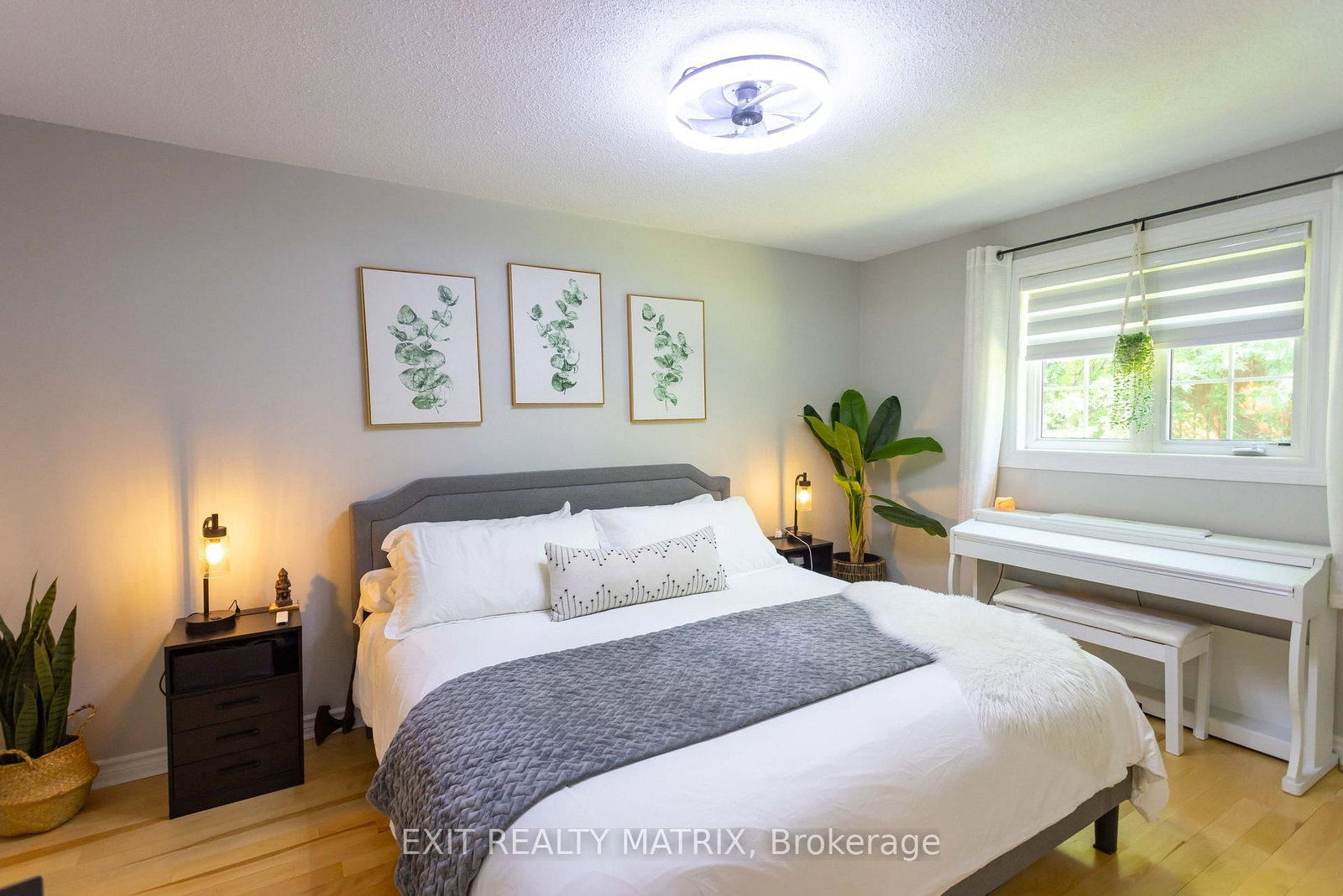 8399 Rowan Drive • Metcalfe, ON photo 13