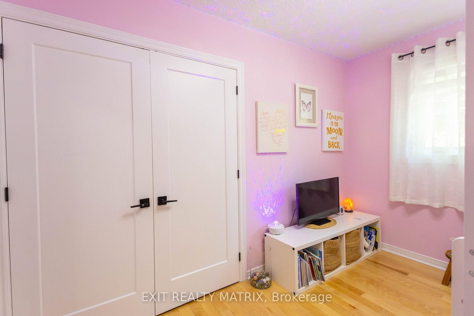 8399 Rowan Drive • Metcalfe, ON photo 18