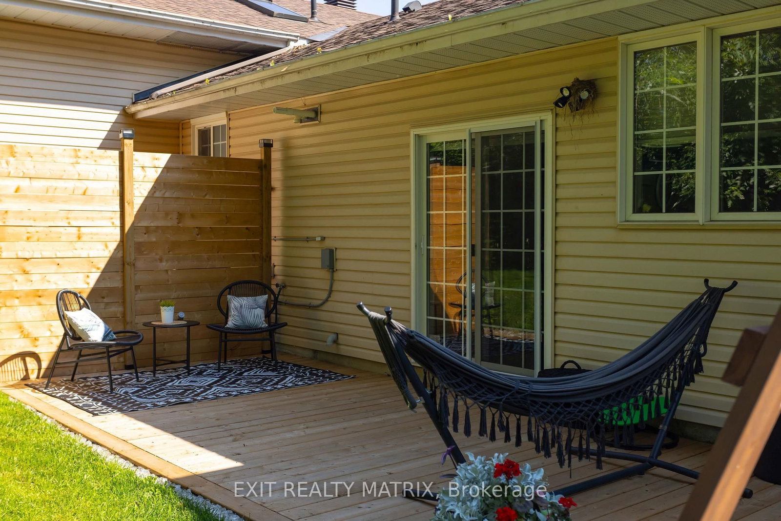 8399 Rowan Drive • Metcalfe, ON photo 39