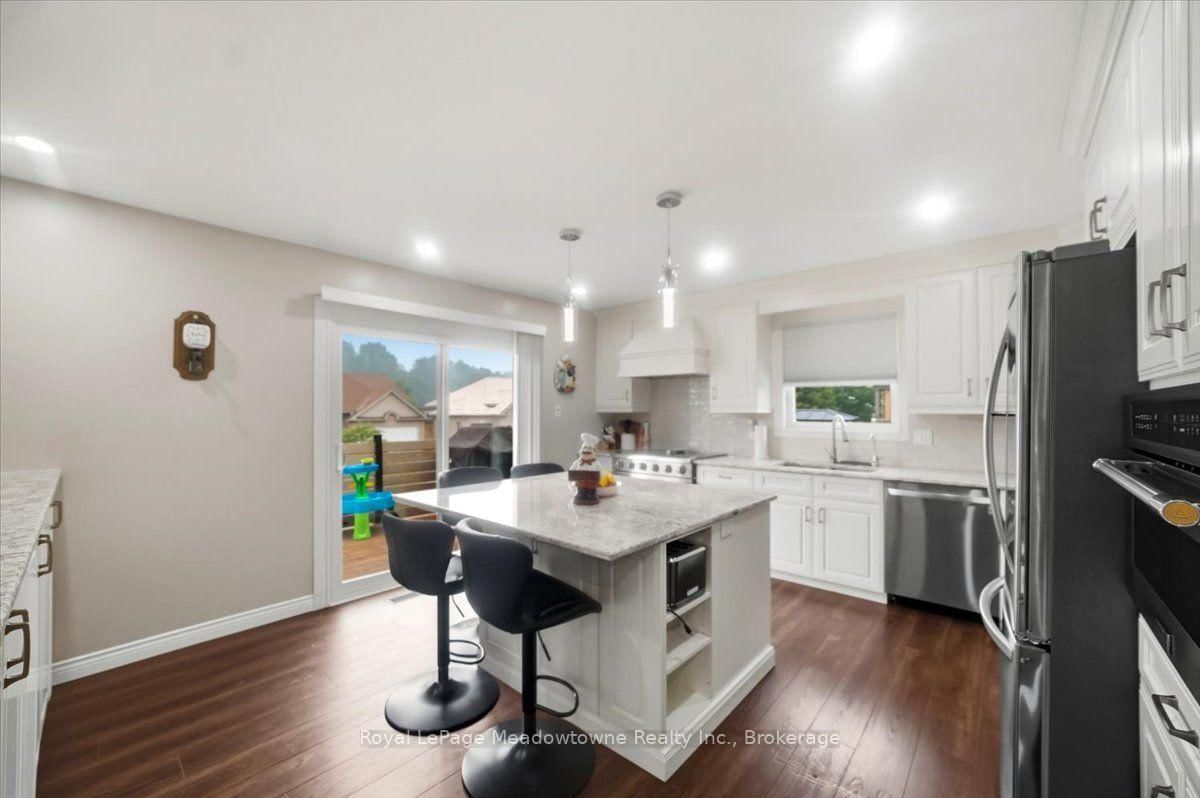 15 Sharpe Street • Brant, ON photo 9