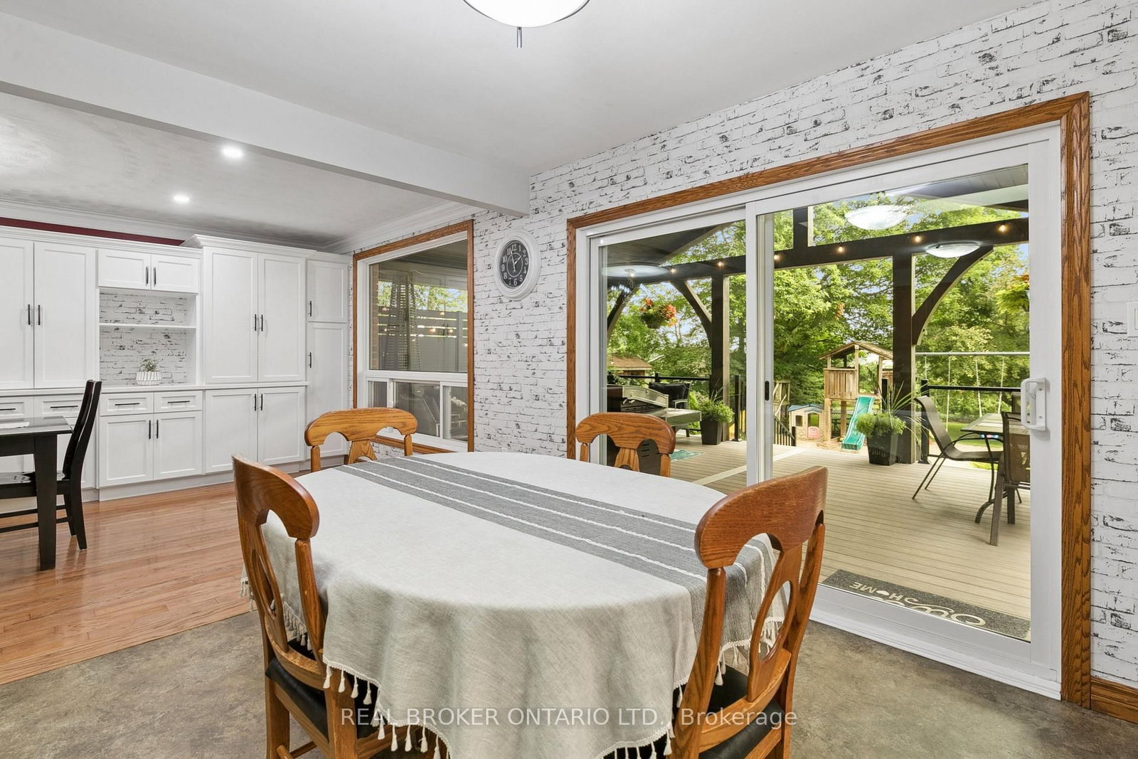 7323 Sideroad 15, Rr1 Road • Mapleton, ON photo 10