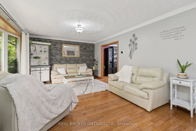 7323 Sideroad 15, Rr1 Road • Mapleton, ON photo 4