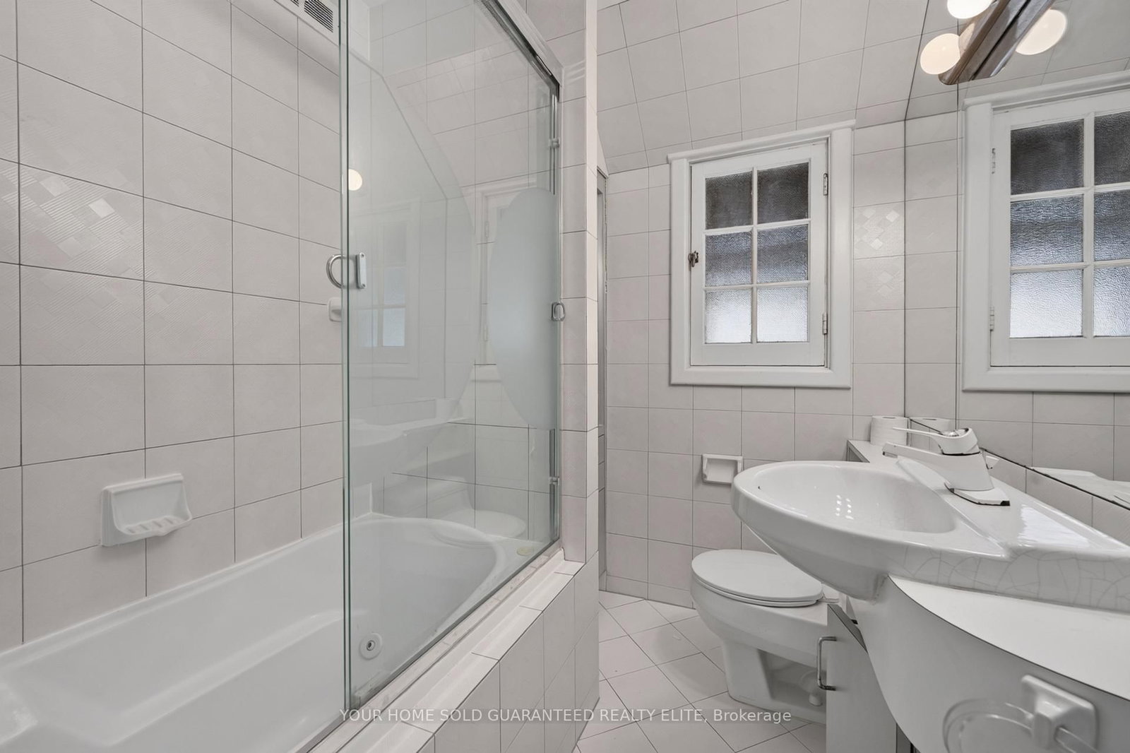 4 N Forsyth Avenue • Hamilton, ON photo 35