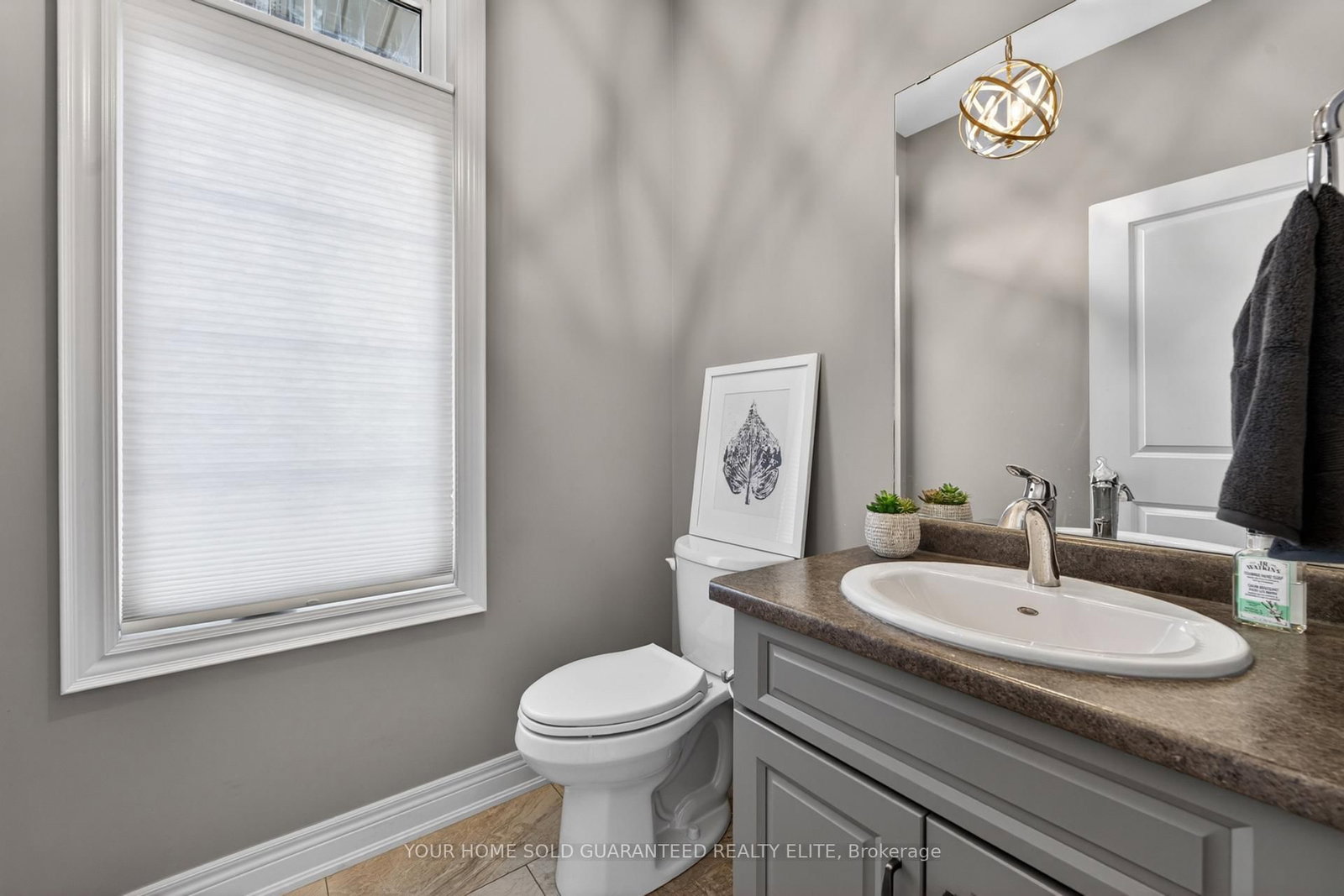 116 Livingston Avenue • Grimsby, ON photo 18