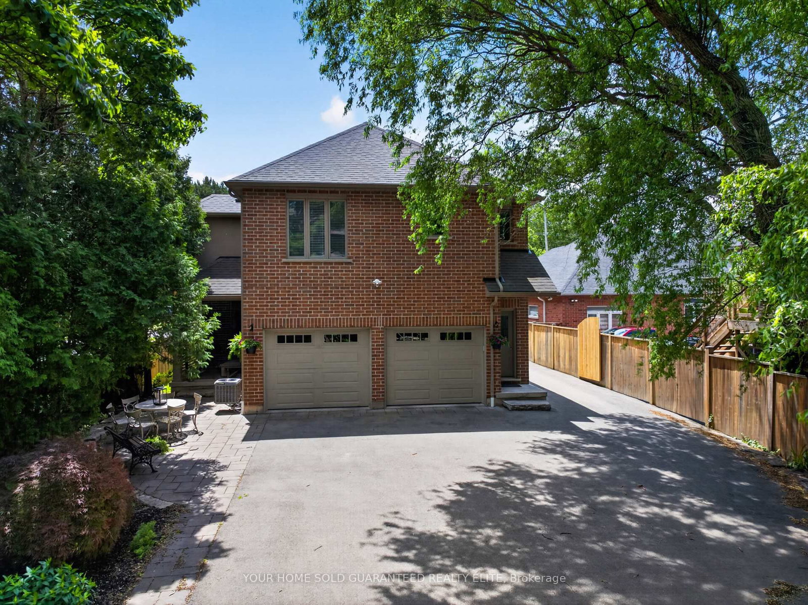116 Livingston Avenue • Grimsby, ON photo 44