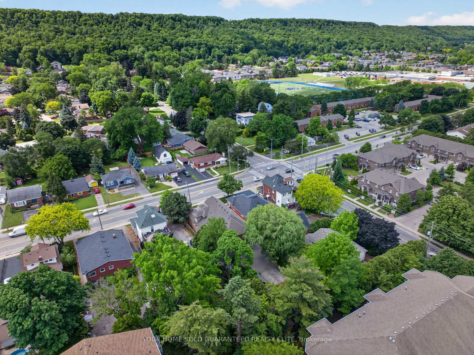 116 Livingston Avenue • Grimsby, ON photo 46